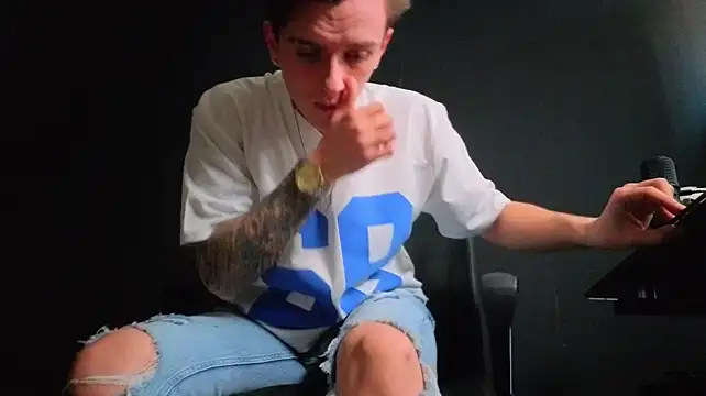 FelixStarkk webcam show