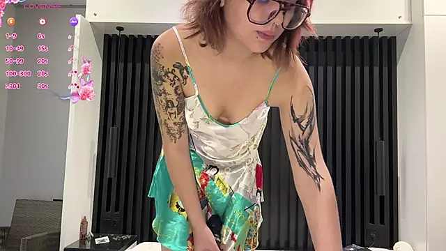 دردشة VerniceEngelking الجنسية المباشرة
