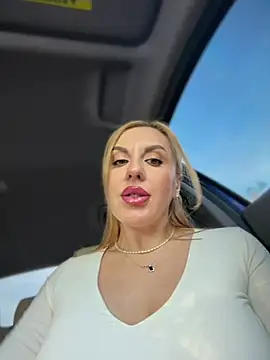 MilfNextDoor20 - Let’s CUM together 💦