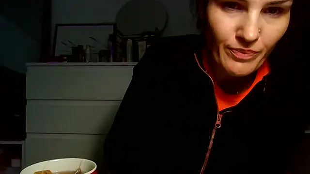 Ms-Lust1- live XXX chat