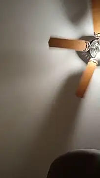 8PLUSINCH35 élő XXX-chatje