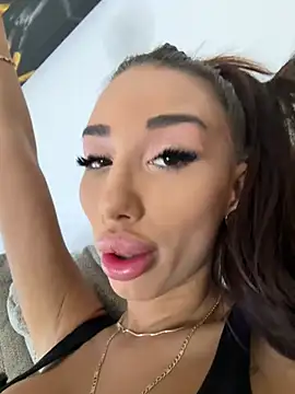 BlueEyes_BB - Deep blowjob Show💦🍆