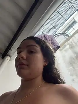 Eva_stark10 Adlı Modelin Canlı XXX Sohbeti