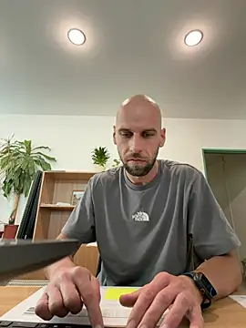 _oliver_it XXX чат на живо