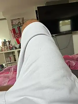 spritzerboy23 Adlı Modelin Web Kamerası Şovu