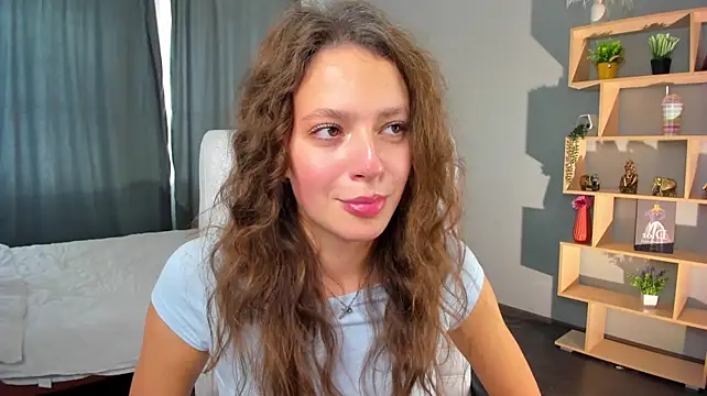 AnissaPote - Pull my shorts down to buns and squezee