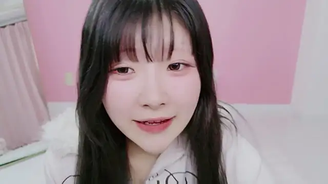 Yuachan0 - 下ポイして四つん這いでお尻ぺんぺん×３💞