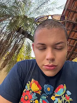 Webkamerová show alicetgirlbr