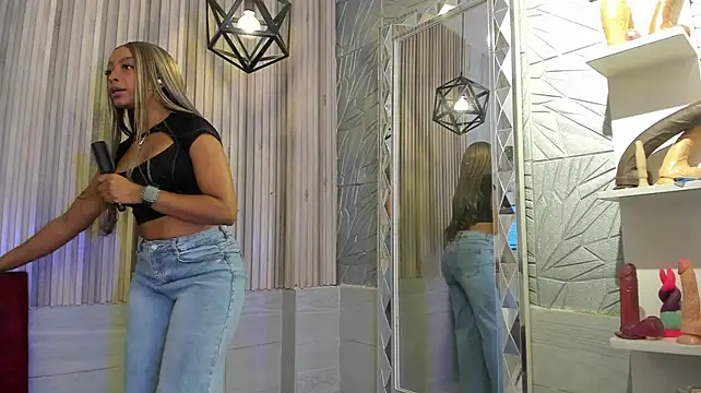 BriannaChelsea XXX чат на живо