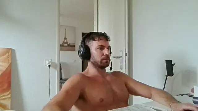 alpha-hunk Live XXX-Chat