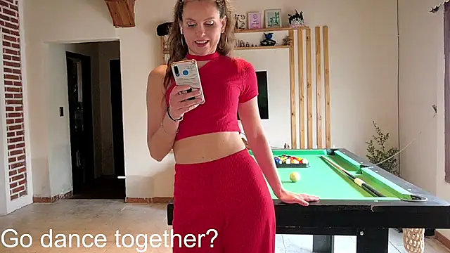 JacklynSwisshelm - air kiss for u