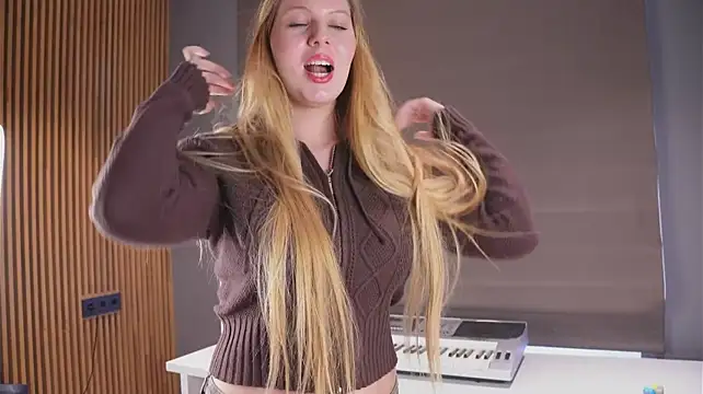 ApoloniaTaake - dance for u and tease u