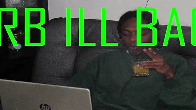 Larry-n-clouds Show in webcam