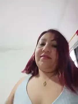 צ'אט XXX בשידור חי של Agata_Traviesa