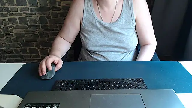 SweetPhoenix76 Live XXX-Chat