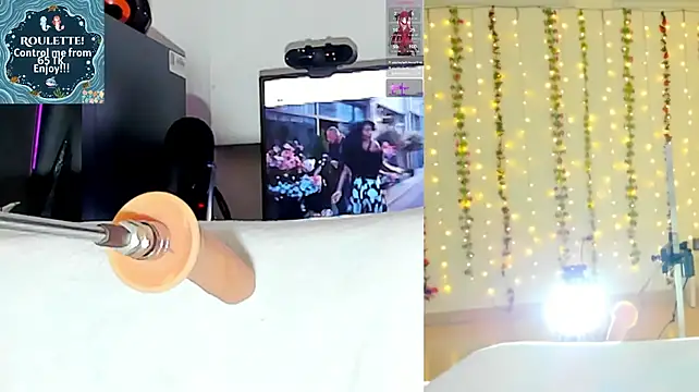 XXX chat uživo modela Kitty__Rose__