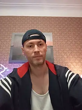 Онлайн чат XXX Andre202