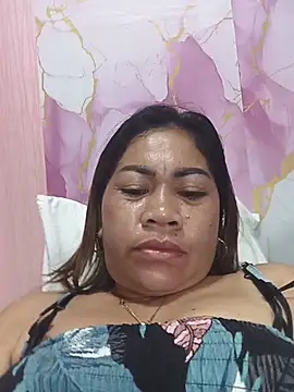 SweetChubbyMommy_02 Adlı Modelin Canlı XXX Sohbeti