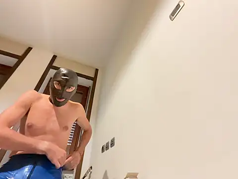 pitus07 – Naživo XXX chat