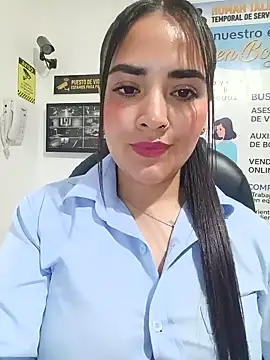 MAYE__13 live XXX chat