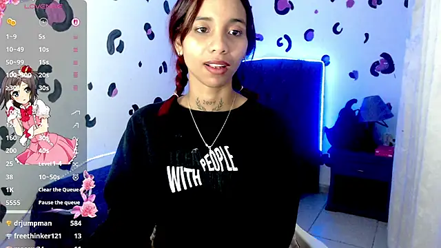 ivory_aiko Pertunjukan Webcam