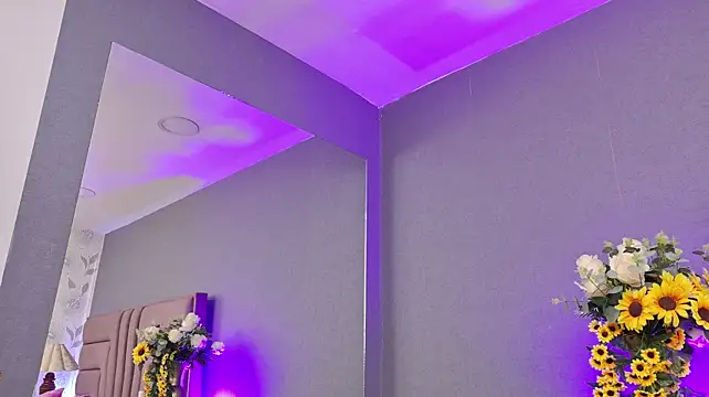 AndreeaStorm - I dance sensually and lick my feet whils
