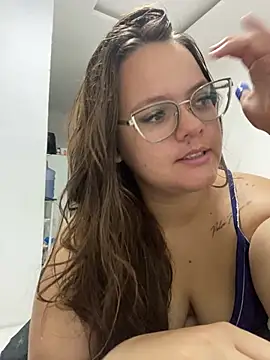 Laryssinha_69's Live XXX Chat