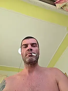 SIRMASTERDOMINATORXXL élő XXX-chatje