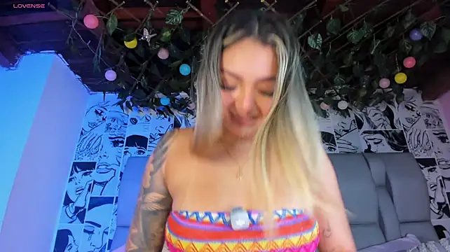 Chat XXX en directo de LucyRosse