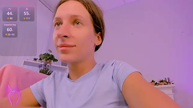 Alice_in_Bloom – Naživo XXX chat