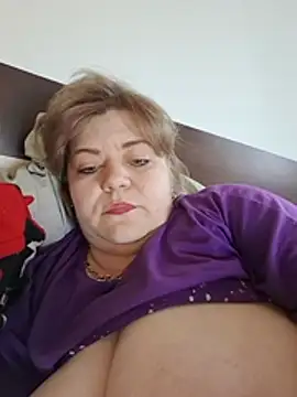 Sembang XXX Secara Langsung cindybbwsquirt