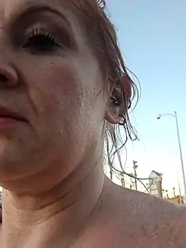 nakedgarbageperson Live XXX-Chat