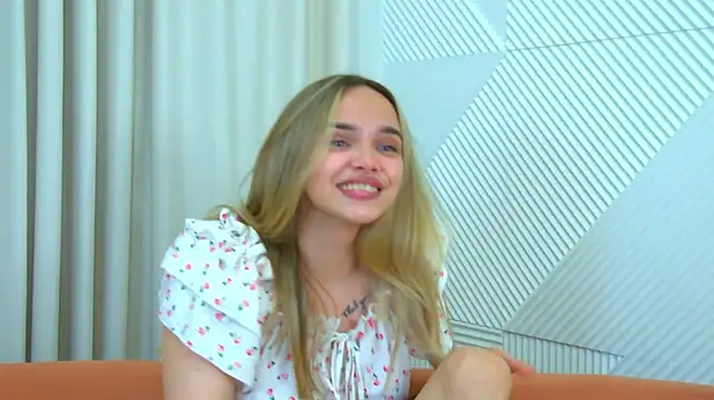 AnitaVenture Chat XXX live