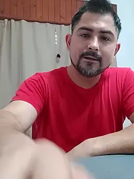 Chat XXX en directo de Bradd_32