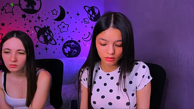 XXX chat uživo modela bella_dorn