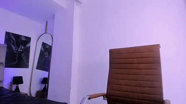 Zuri_zayn - Slow bouncing tits in front of the camer