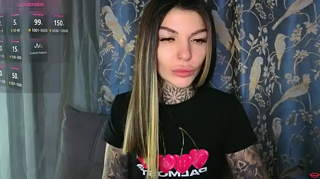 دردشة tattooedBabyy الجنسية المباشرة
