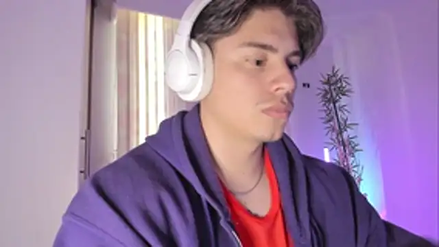 Giordano_Russoのウェブカメラショー