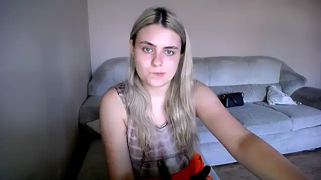 Онлайн чат XXX _shy_sabrina__