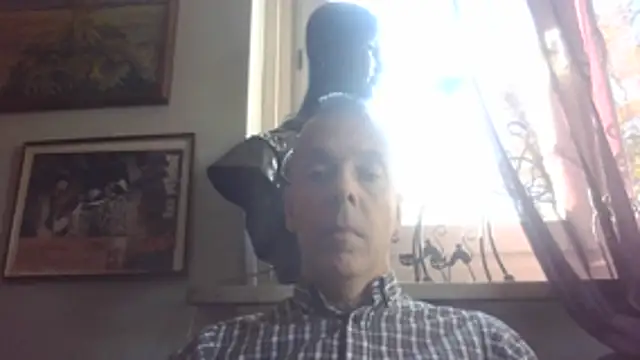Živý XXX chat SHARPSkinhead