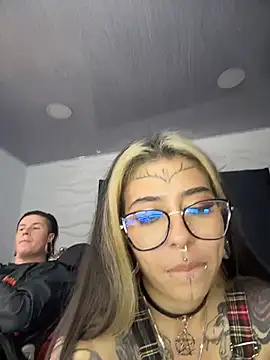Chat XXX ao vivo de inkedsinners_