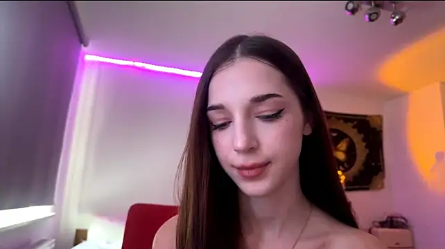 XXX chat uživo modela AntoninaErtle