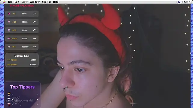 Chat +18 de kuntboyzworld ao vivo