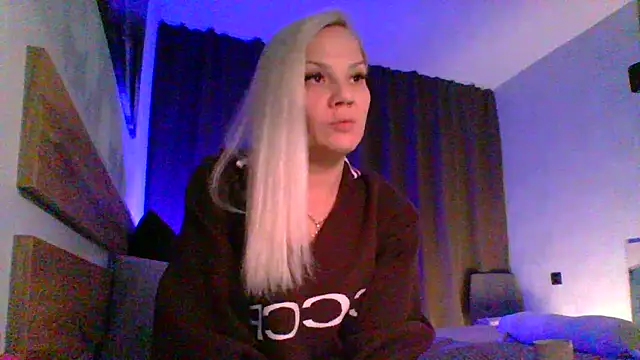 Arelinaon Live XXX chat