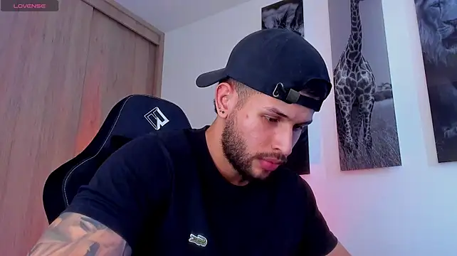 Santos_ramirez1 Live XXX Chat