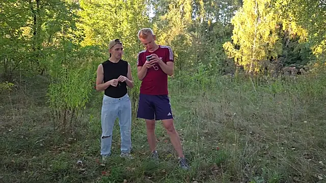 Živý XXX chat Vuitton