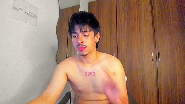 Maximo_MillerのライブXXXチャット