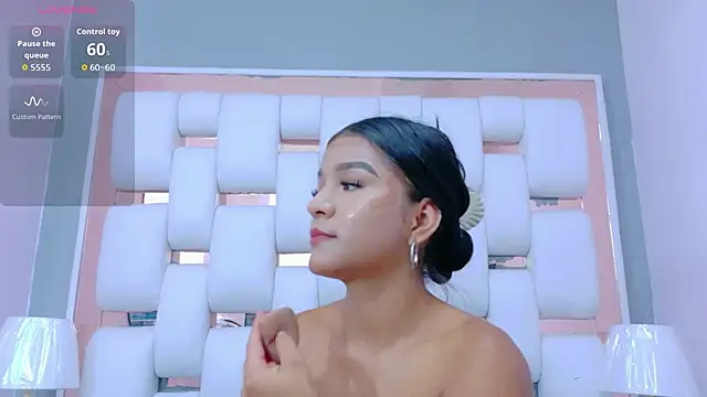 MelodyRouse Chat XXX live