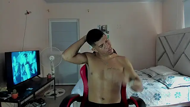 Toptony22n Live XXX chat