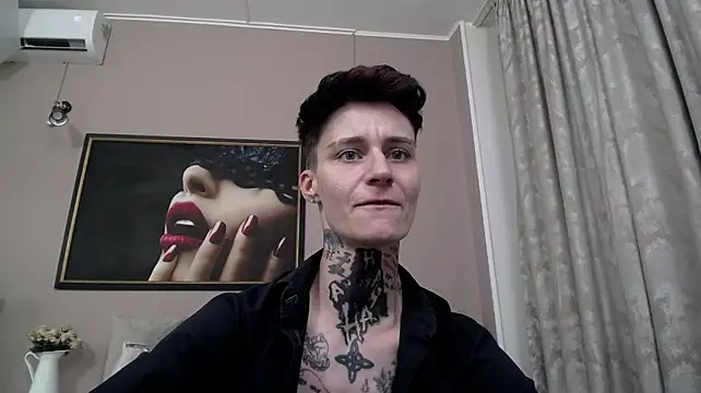 KennyXSX Adlı Modelin Canlı XXX Sohbeti